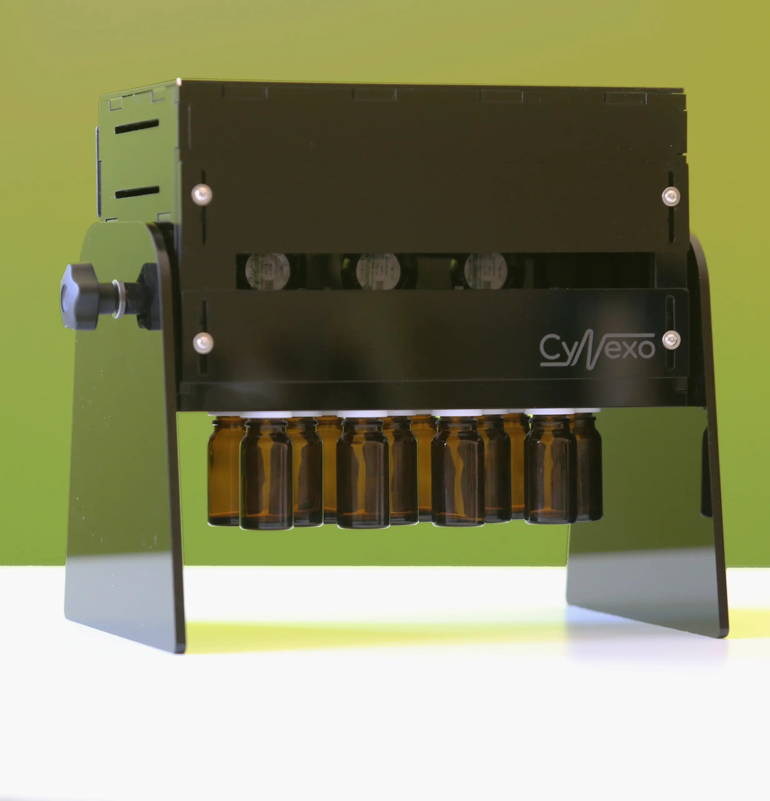 Diffuser programmable scent delivery device